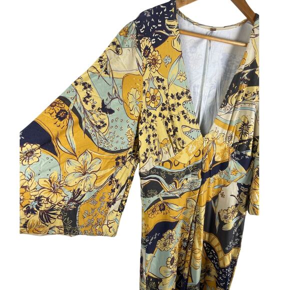 Free People Retro Night Fever Wide Leg Deep V-Neck Jumpsuit Size Medium - Picture 9 of 12